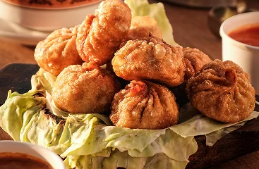 Momos